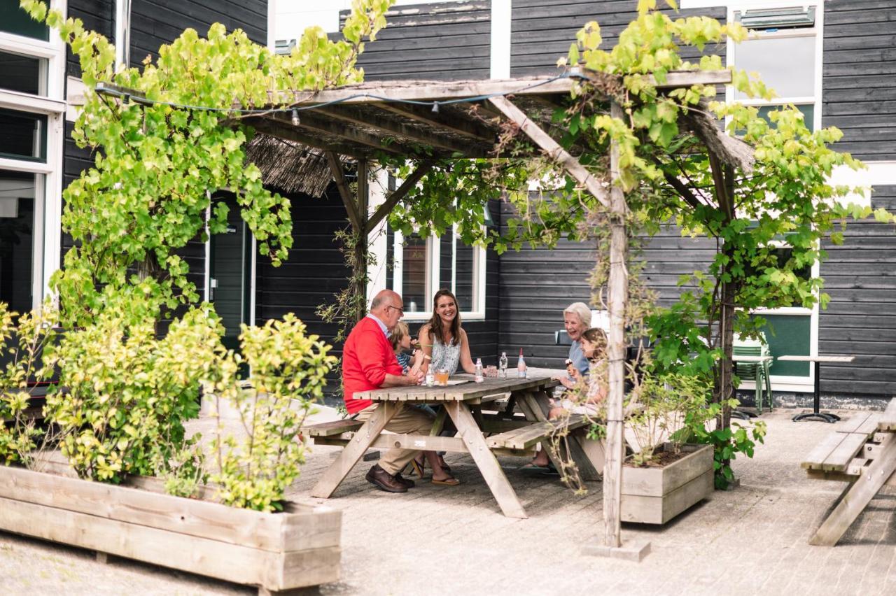 Stayokay Hostel Dordrecht - Nationaal Park De Biesbosch Екстериор снимка