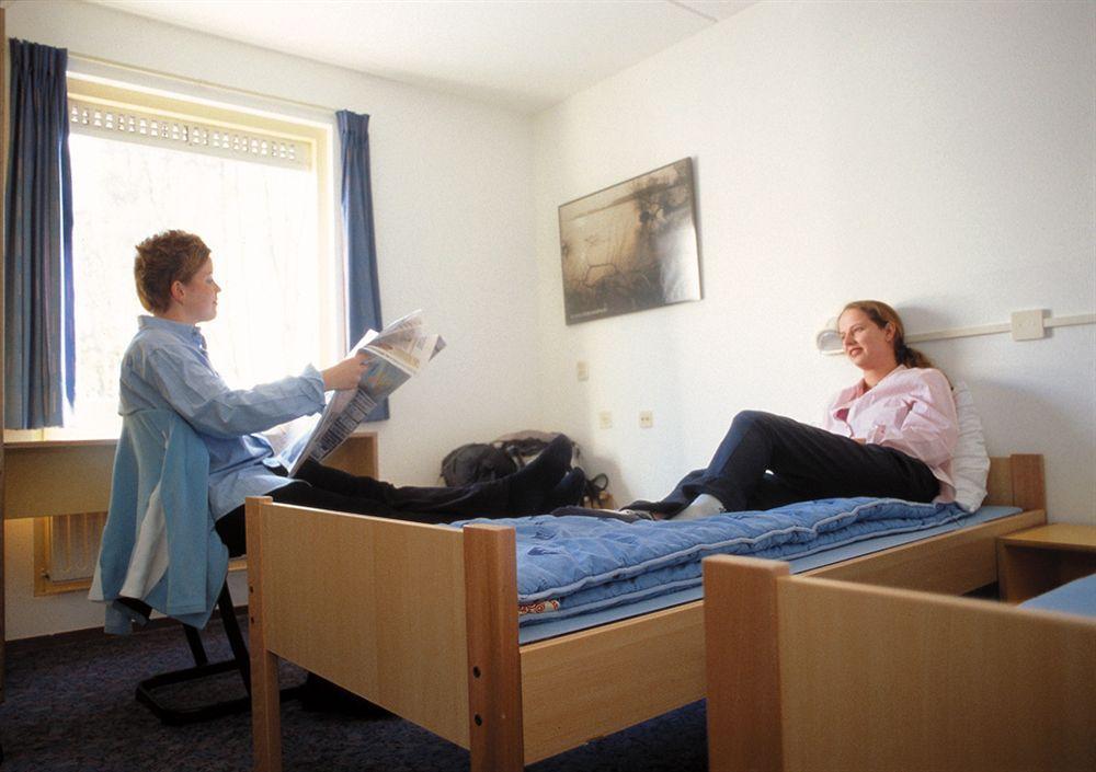 Stayokay Hostel Dordrecht - Nationaal Park De Biesbosch Екстериор снимка